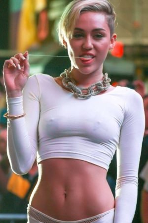 Instagram post by Miley Cyrus --_BTo3jowFAN9 - JPG